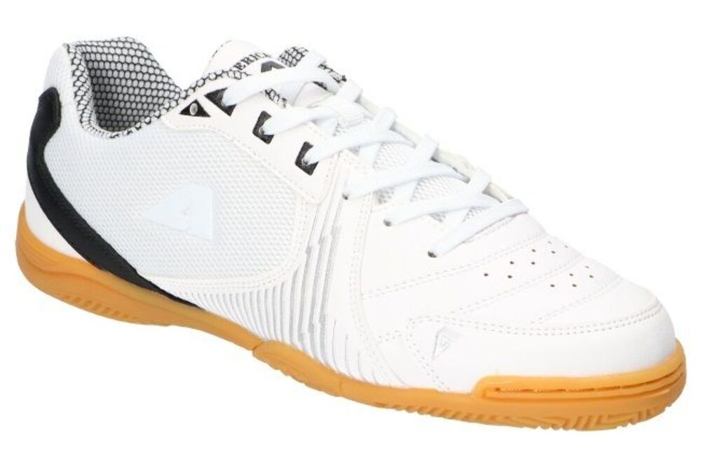 BUTY PIŁKARSKIE HALÓWKI